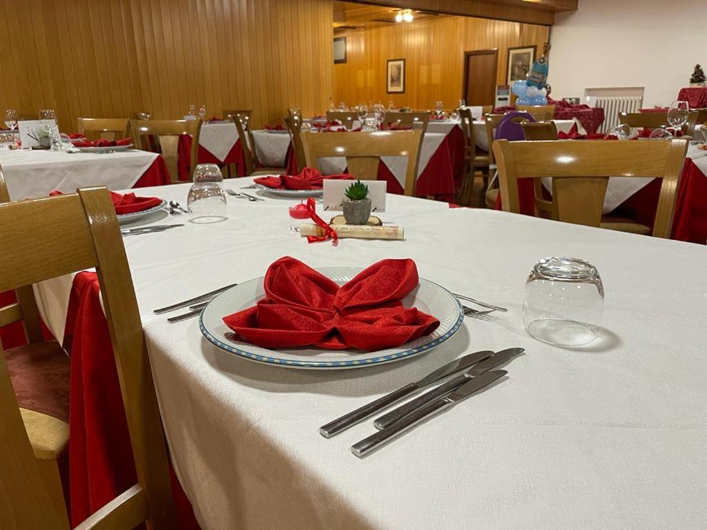 Hotel Sancamillo Dimaro Kültér fotó